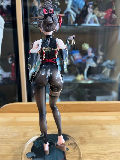 胜利女神：妮姬 樱花 黑夜密行