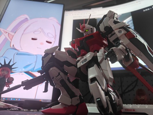 PG 1/60 机动战士高达SEED MBF-02+AQM/E+X01 空战嫣红强袭高达 ＆ FX-550 空中霸王