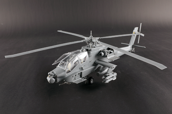 编号：05115 1/35 军用飞机系列 AH-64A“阿帕奇”直升机-后期型