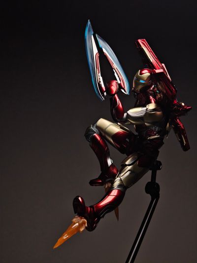 3Z0250 DLX 漫威无限传奇 钢铁侠 85号装甲