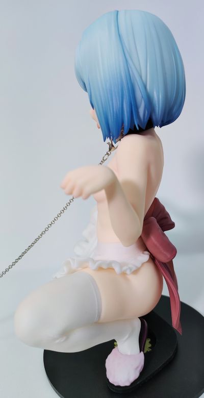 粗俗女仆 瑠璃香