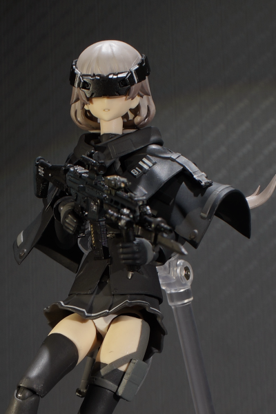 小军械库 LA076 20式突击步枪