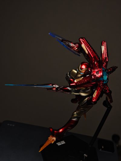 3Z0250 DLX 漫威无限传奇 钢铁侠 85号装甲