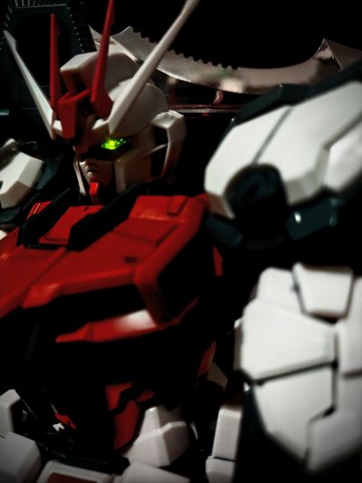 PG 1/60 机动战士高达SEED MBF-02+AQM/E+X01 空战嫣红强袭高达 ＆ FX-550 空中霸王