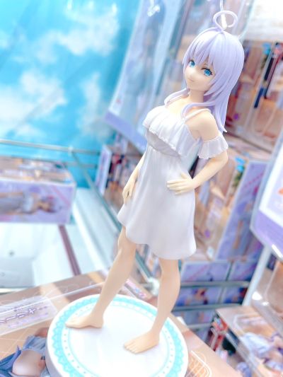 不时用俄语小声说真心话的邻桌艾莉同学动画版 Luminasta “艾莉”连衣裙