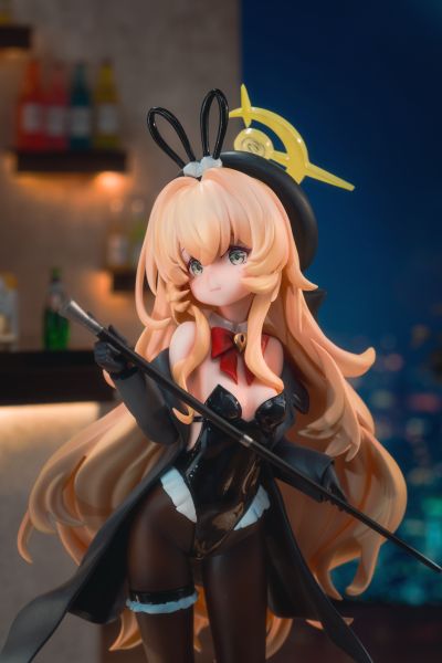 蔚蓝档案 笑脸教授