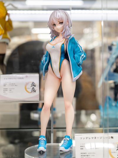 -樱- 傲娇游泳部经理小鞠