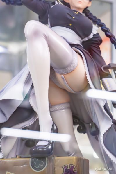 黑礁 罗贝尔特 恶梦女仆