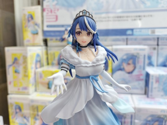 身为VTuber的我因为忘记关台而成了传说动画版 Desktop×Decorate Collections“心音淡雪”