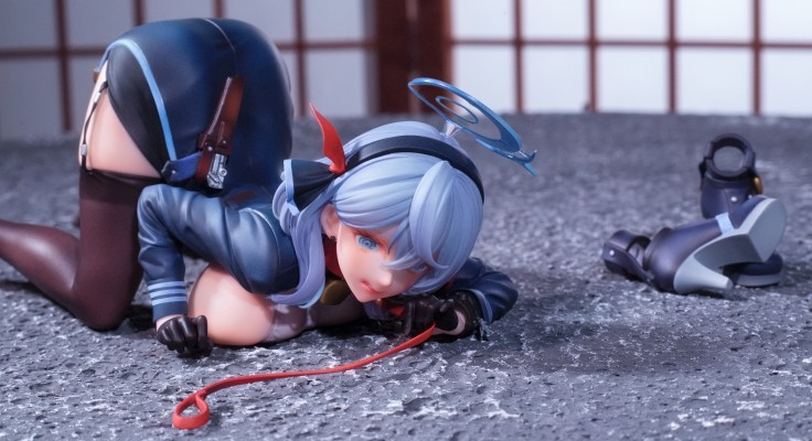 蔚蓝档案 天雨亚子