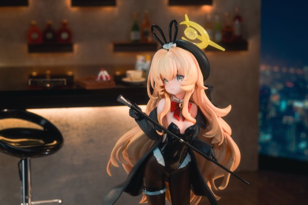 蔚蓝档案 笑脸教授