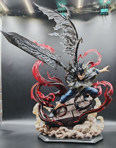 CMBC-01 黑色四叶草 阿斯塔