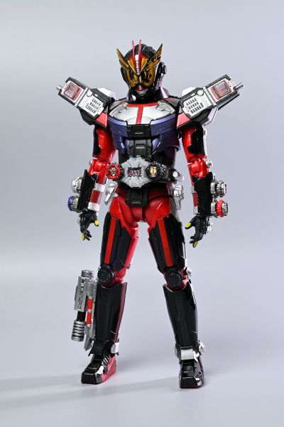 S.H.Figuarts 假面骑士时王 假面骑士盖茨 幻梦装甲