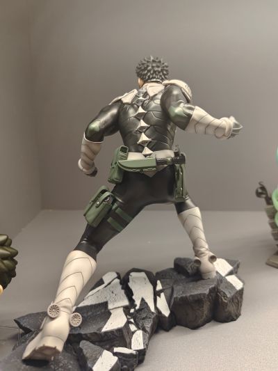 ARTFX J  怪兽8号 日比野卡夫卡