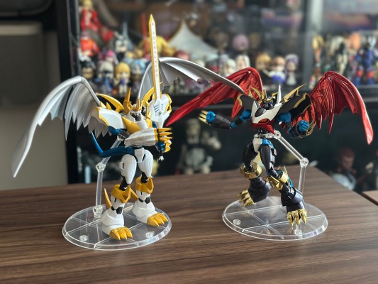 S.H.Figuarts   帝皇龙甲兽 战士形态 -特别配色版-