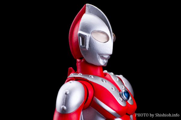 ULTRA-ACT 佐菲 -梦比优斯奥特曼特别套装-