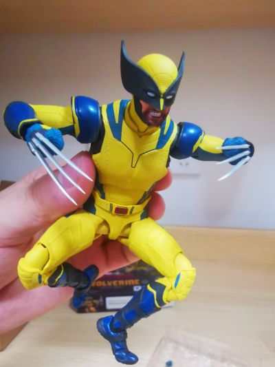 S.H.Figuarts 金刚狼（死侍与金刚狼）