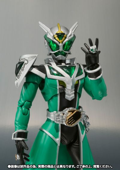 S.H.Figuarts  假面骑士巫骑 飓风魔龙形态