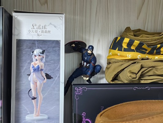 压泡面手办 复仇者联盟4：终局之战 美国队长 