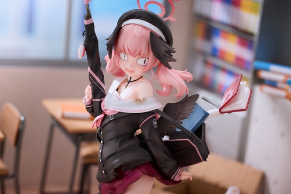 蔚蓝档案 下江小春