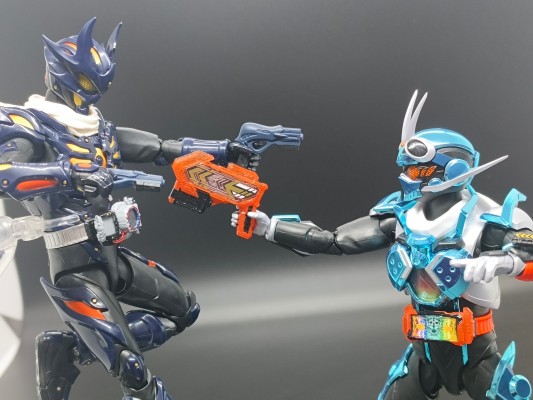 S.H.Figuarts 假面骑士多雷德零式