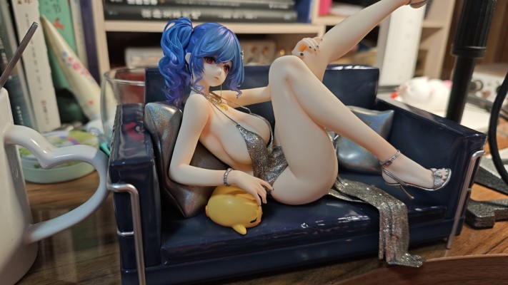 沙发很棒，实心的