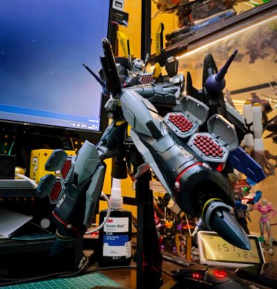 DX超合金 VF-25S 装甲型弥赛亚女武神（奥兹玛·李专用）重生版