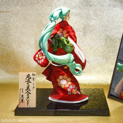 初音未来 回首美人图  -久月联名日本人偶-