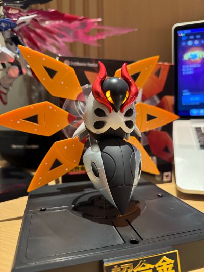 超合金 铁毒蛾