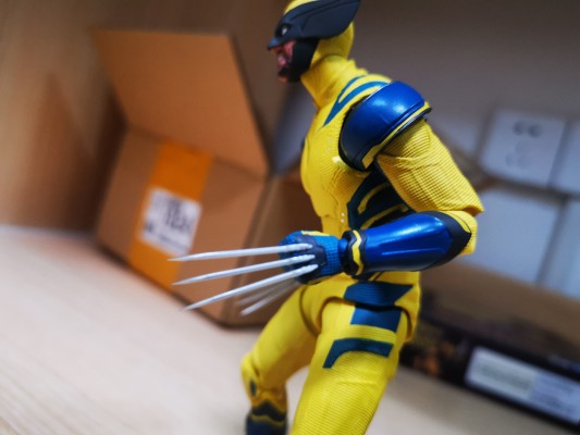 S.H.Figuarts 金刚狼（死侍与金刚狼）