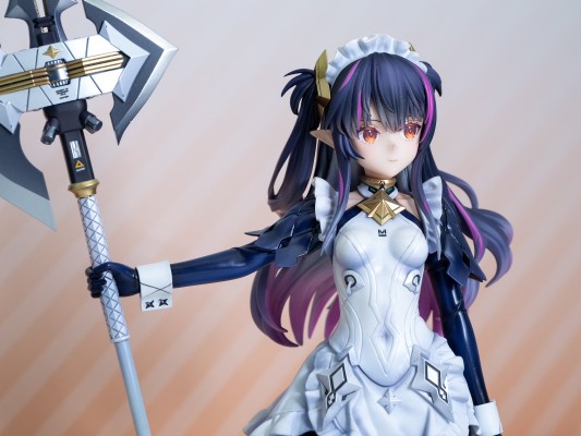 火星第13区所属 中距离近战型M.A.I.D 玛丽