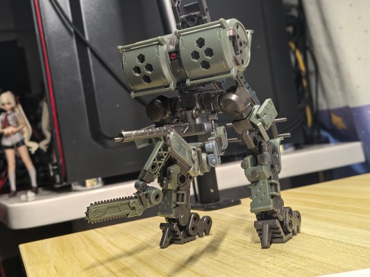 六角机牙 稻草人 森林绿配色