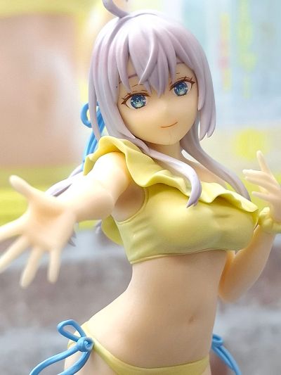 不时用俄语小声说真心话的邻桌艾莉同学动画版 Luminasta “艾莉”ー泳装ー