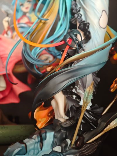 初音未来 月西江