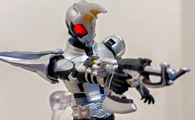 S.H.Figuarts 假面骑士银斗