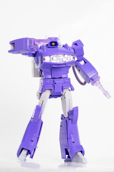 变形金刚大师级 MP-29 防卫参谋震荡波