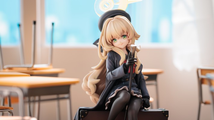 蔚蓝档案 笑面教授