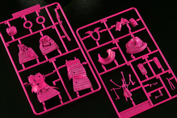 PLAMAX 镰仓时代的盔甲武士 樁之装 粉色版