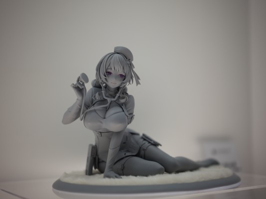 尘白禁区 恩雅 轻语疗法 1/7比例手办