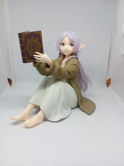 Desktop Cute 葬送的芙莉莲 芙莉莲~居家服~