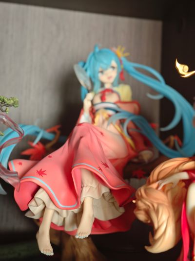 初音未来 月西江