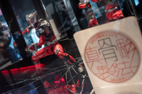 S.H.Figuarts（真骨雕制法） 假面骑士龙骑