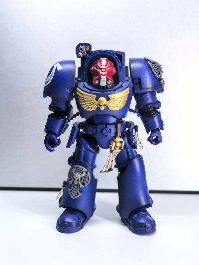 战锤40000 极限战士 终结者小队 配备能量剑和传送定位器的军士