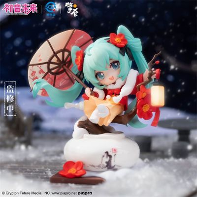 初音未来 Q版手办 雪映红梅