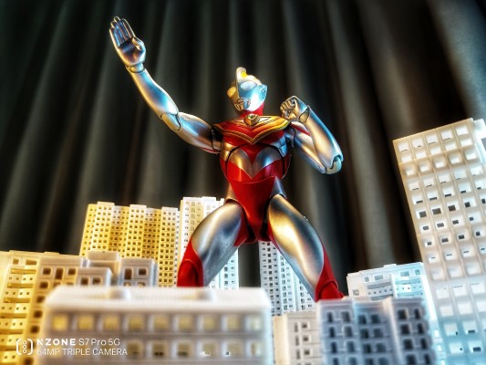 ULTRA-ACT 盖亚奥特曼+XIG希格队战斗机套装