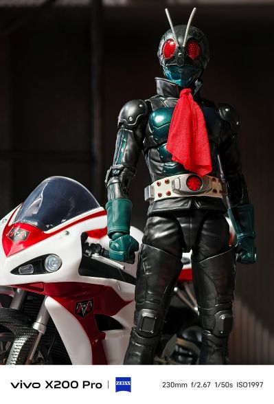 S.H.Figuarts 旋风1号（假面骑士 下一章）