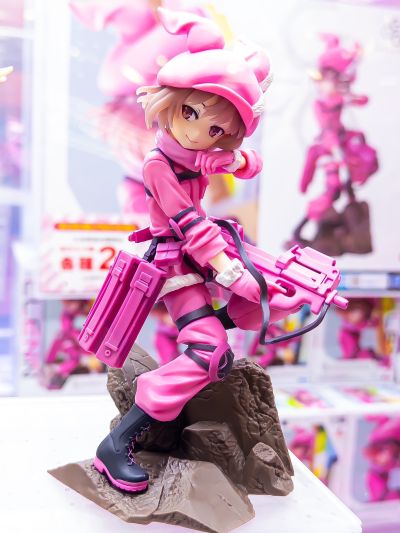 刀剑神域外传 暴风之铳第二季 Luminasta“莲”