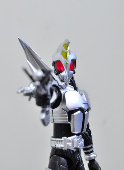 S.H.Figuarts 假面骑士银斗