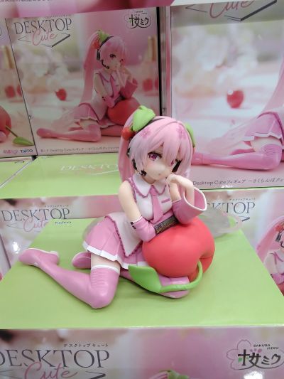 樱花未来 Desktop Cute人偶 ~樱桃抱枕造型~