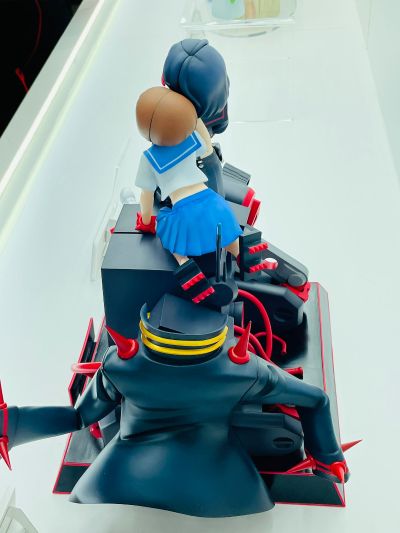 斩服少女 缠流子 与 满舰饰真子